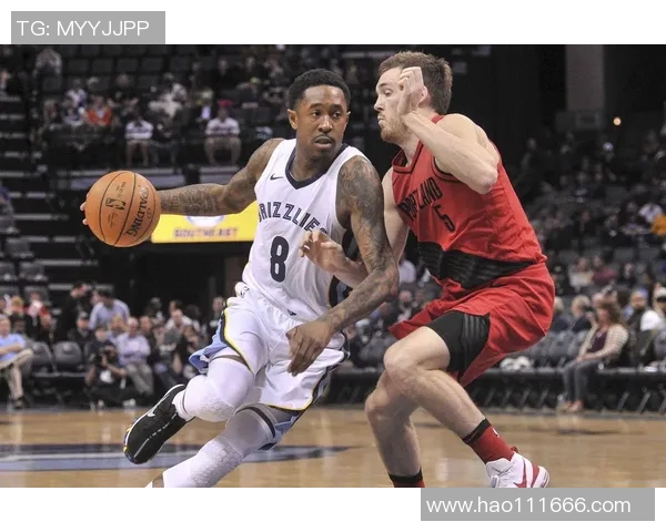 马尚布鲁克斯的篮球之路与职业生涯的辉煌成就分析