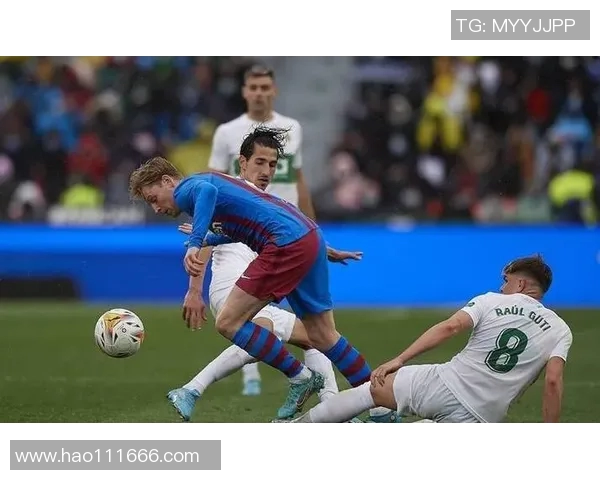 加维引领新时代足球风潮展现年轻球员的无限潜力与激情