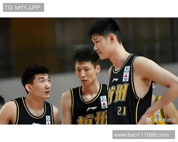 赵岩昊：从青涩新星到篮球场上的璀璨明星之路与成长故事