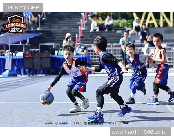 篮球明星小宝的成长之路与奋斗故事揭秘篮球场上的传奇人生